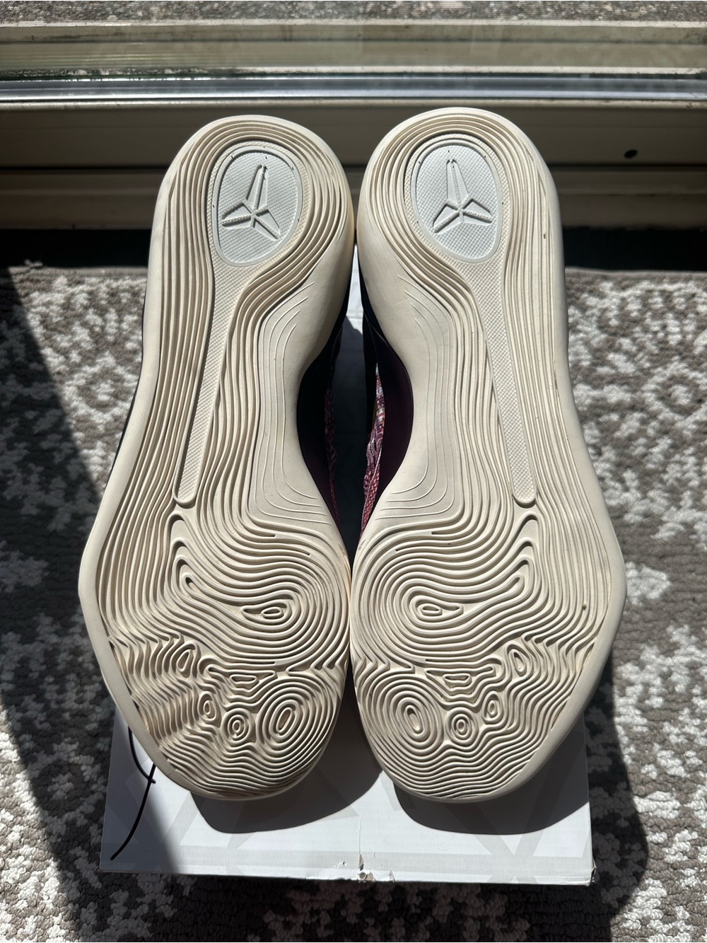 Nike Kobe 9 EM “Silk Road” - Picture 5 of 9